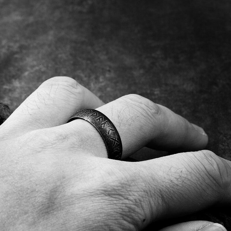 Bague Runique Noir