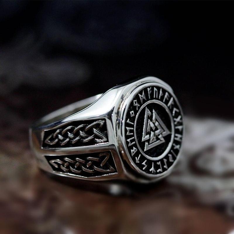 Bague Runes et Valknut