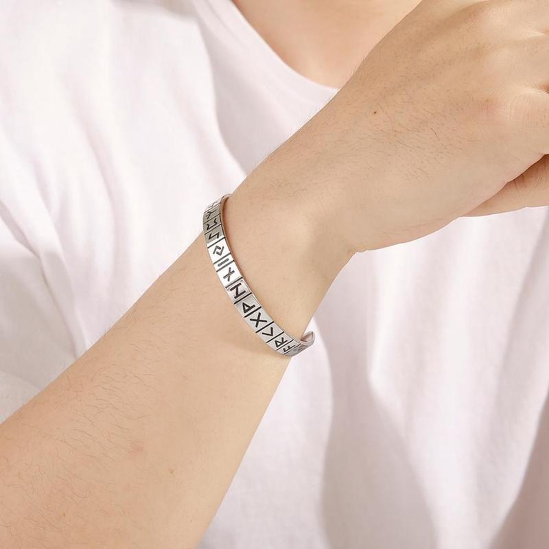 Bracelet Runique Torque
