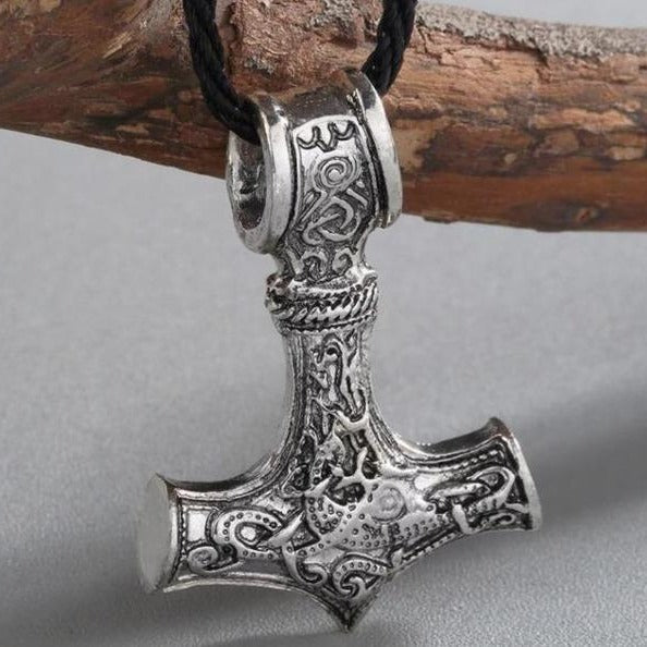 Collier Viking Mjolnir